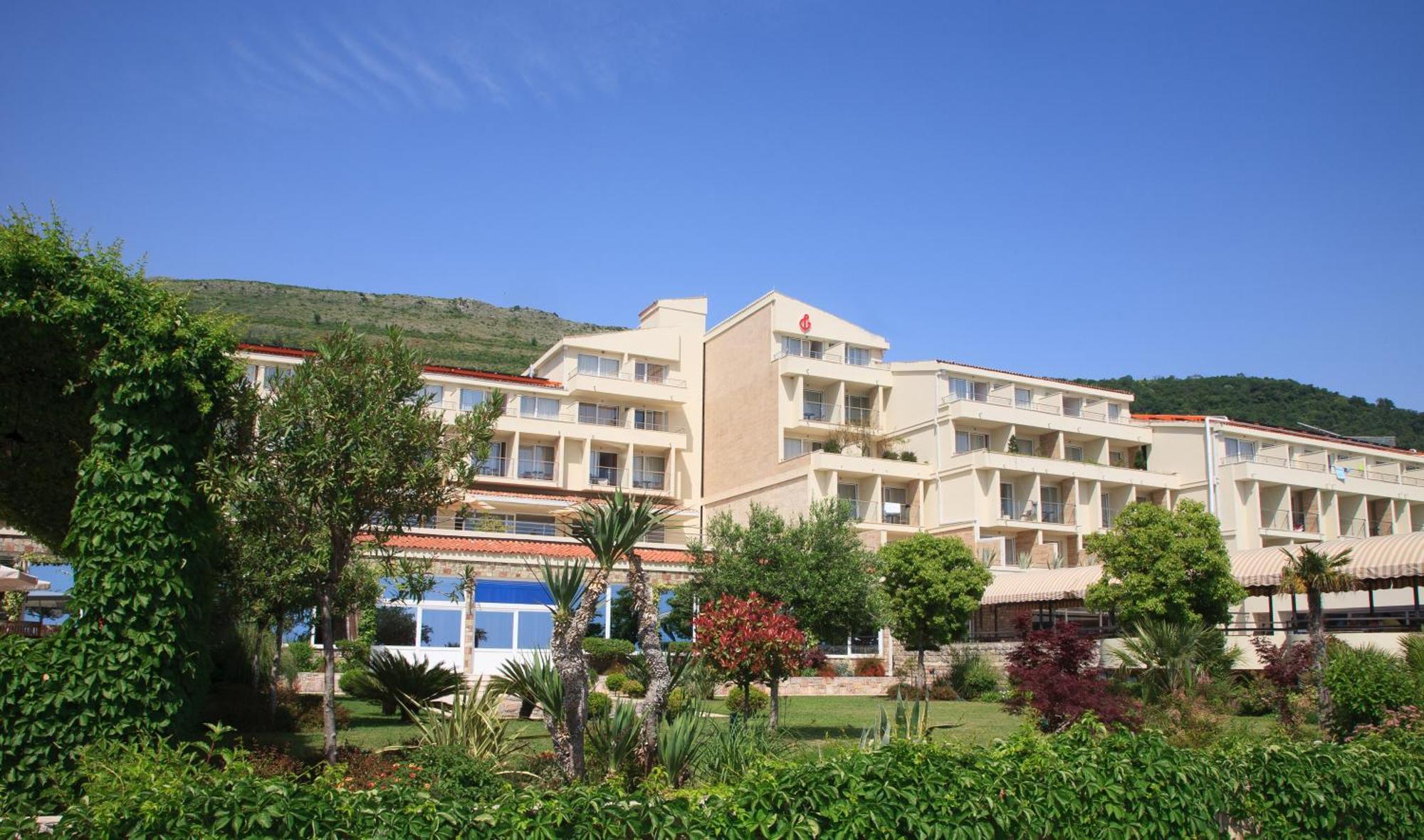 Hotel Palas Petrovac Dış mekan fotoğraf